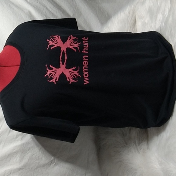 Under Armour Semi Fitted Womens Top Sz.XL Women Hunt Too - Picture 3 of 9